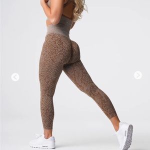 COPY - NVGTN Animal leggings